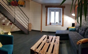 TV, books - In the heart of the Doubs, in the countryside, ideal for relaxation (VELLEROT LES VERCEL)