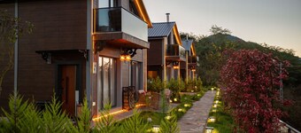 Poison Garden Suite & SPA