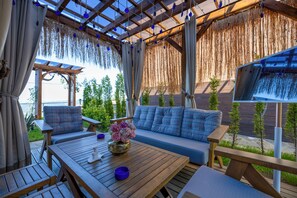 Nhà Duplex Cao cấp | Hiên