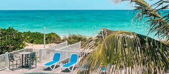 Beachfront 6br/5ba Home in Hope Town Bahamas w/ Pool and Large Deck