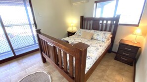 4 slaapkamers, een bureau