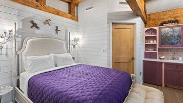 Familjerum för fyra - flera sängar | Sängtillbehör av högsta kvalitet och bäddmadrasser