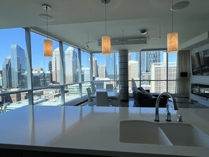 Fitness facility - 2 Story luxury  penthouse in downtown Calgary  (Calgary)