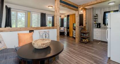 Honey Hive in Rockaway Beach