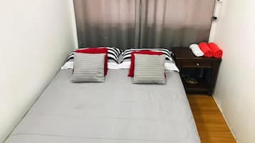 1 habitación, wifi y ropa de cama