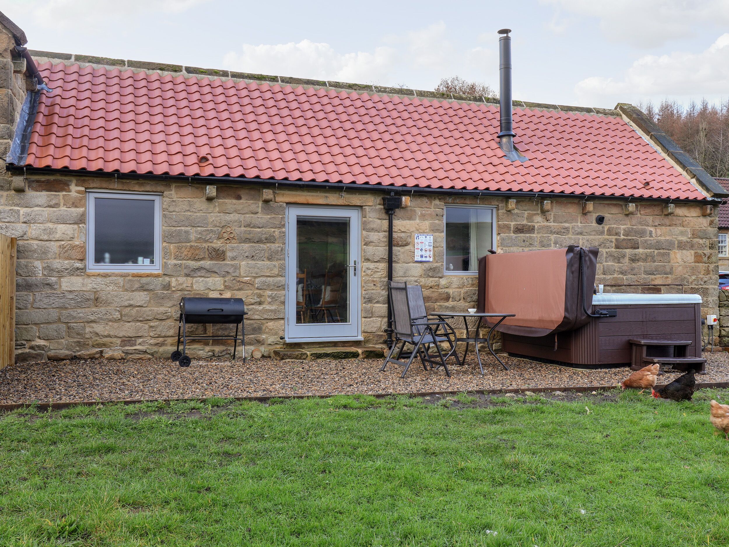 Cottage | Property grounds