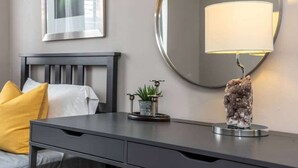 Room - Upgraded Atlanta Apartment with Pool (Atlanta)