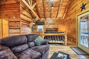 TV, fireplace, DVD player
