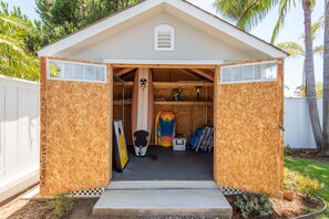 Property grounds - Leucadia "Moonlight" Bungalow ~ walk everywhere with beach gear! (Encinitas)