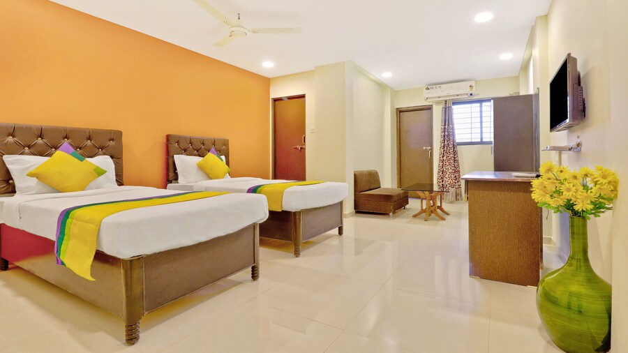 Itsy Hotels Carnival Inn