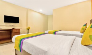 Standard Double Room | Iron/ironing board, bed sheets - Itsy Hotels Carnival Inn (Nagpur)