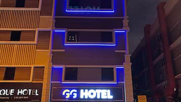 Front of property – evening/night