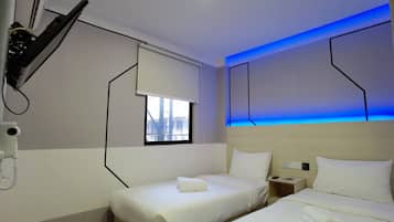 Iron/ironing board, free WiFi, bed sheets