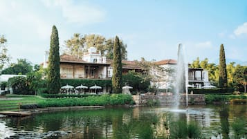 Fachada da propriedade