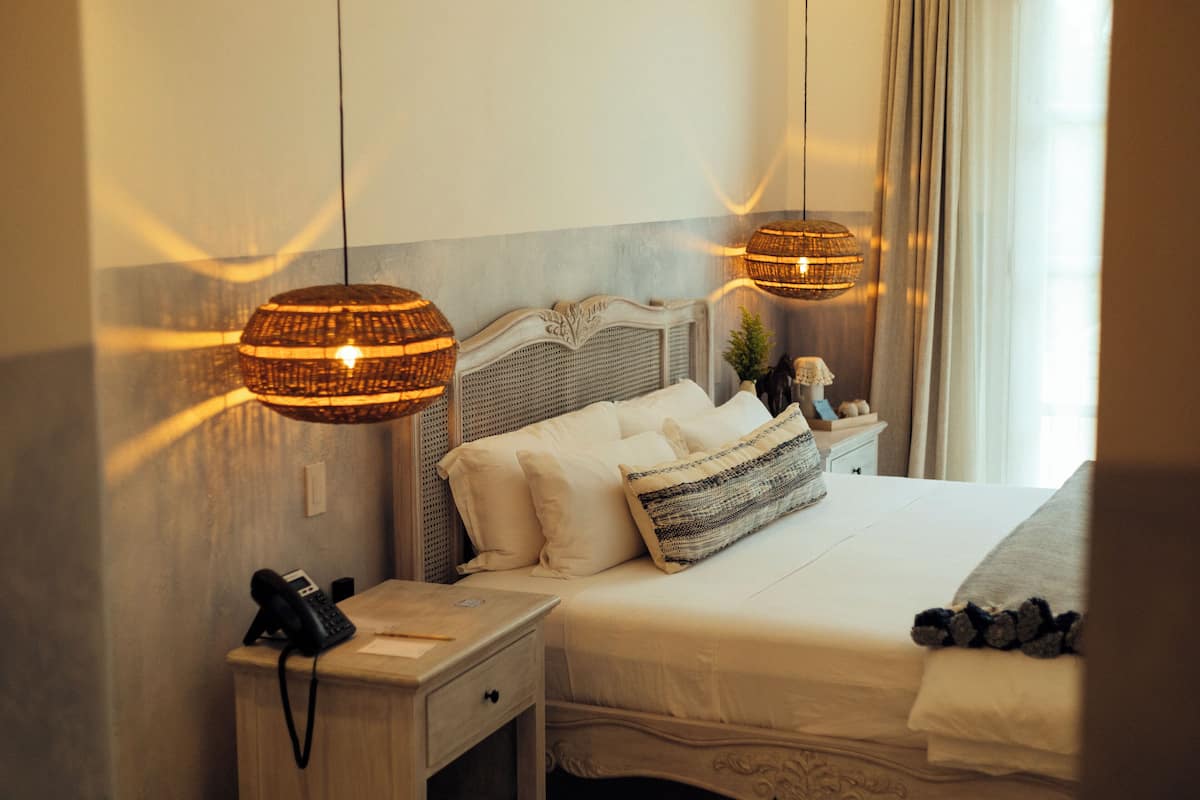 Hypo-allergenic bedding, minibar, in-room safe, individually decorated