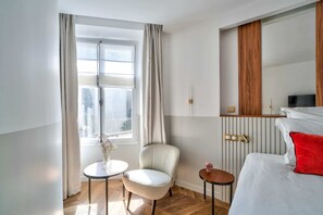 1 chambre, fer et planche à repasser, Wi-Fi, draps fournis