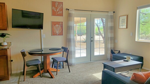 Dining - Cozy 2-bedroom guesthouse with dedicated workspace (Tucson)