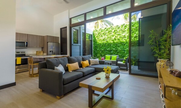 Smart TV - New! Beachside Casa Yara - Beautiful Villa, Jaco Beach (Jaco)