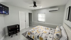 1 bedroom, desk, iron/ironing board, free WiFi