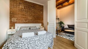 2 Schlafzimmer, Bügeleisen/Bügelbrett, Internetzugang, Bettwäsche