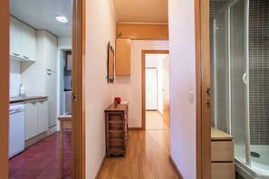 Unclassified image, 5 of 18, button