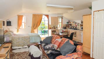 Cottage | Interior