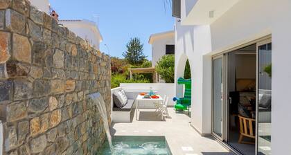 Protaras Rose By The Sea