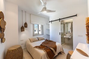 4 slaapkamers, een kluis op de kamer, een strijkplank/strijkijzer