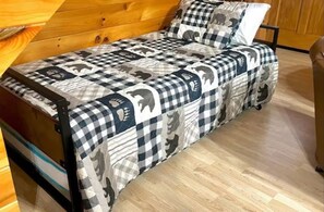 2 bedrooms, iron/ironing board, travel crib, free WiFi - New Listing! MINI GOLF! 2BR/2BA Cabin w/HT, Fire Pit, Dog Run & Game Room! (Sevierville)
