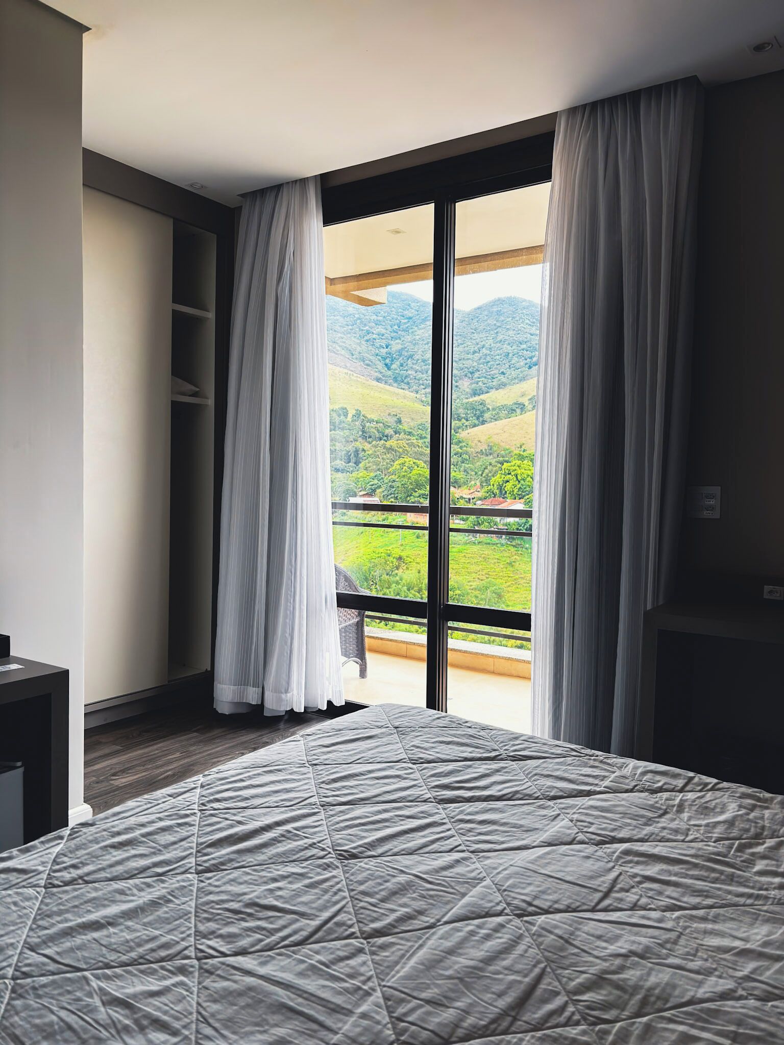 Deluxe Quadruple Room | Hypo-allergenic bedding, minibar, in-room safe, desk