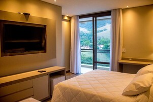 Ropa de cama hipoalergénica y minibar 