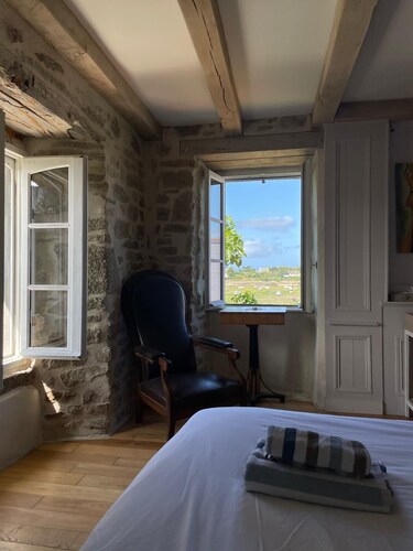 Maison les pieds dans l'eau