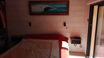 2 chambres, fer et planche Ă repasser, Wi-Fi gratuit, draps fournis