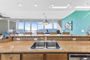 Interior - If Barbie Were a Condo, this is IT! VaVoom Views, Wall of Glass, Leather, space (Gulf Shores)