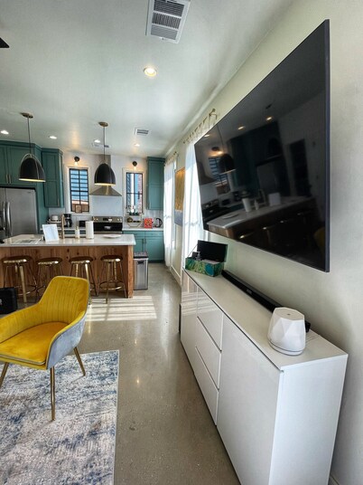 Enjoy this Home full of Luxury and Relaxation in the Wheeler District