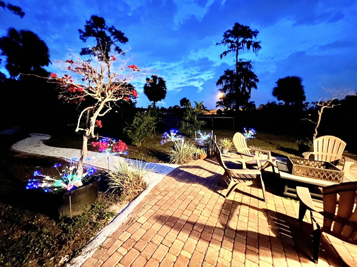 Photo 28 of Naples Getaway House