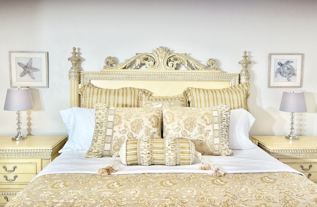 Photo 10 of Naples Getaway House