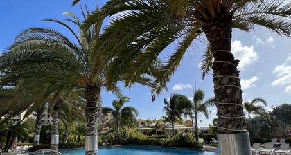 HOTEL SERVICES - LUXURIOUS 3 BEDROOM CONDO - Steps from Eagle Beach