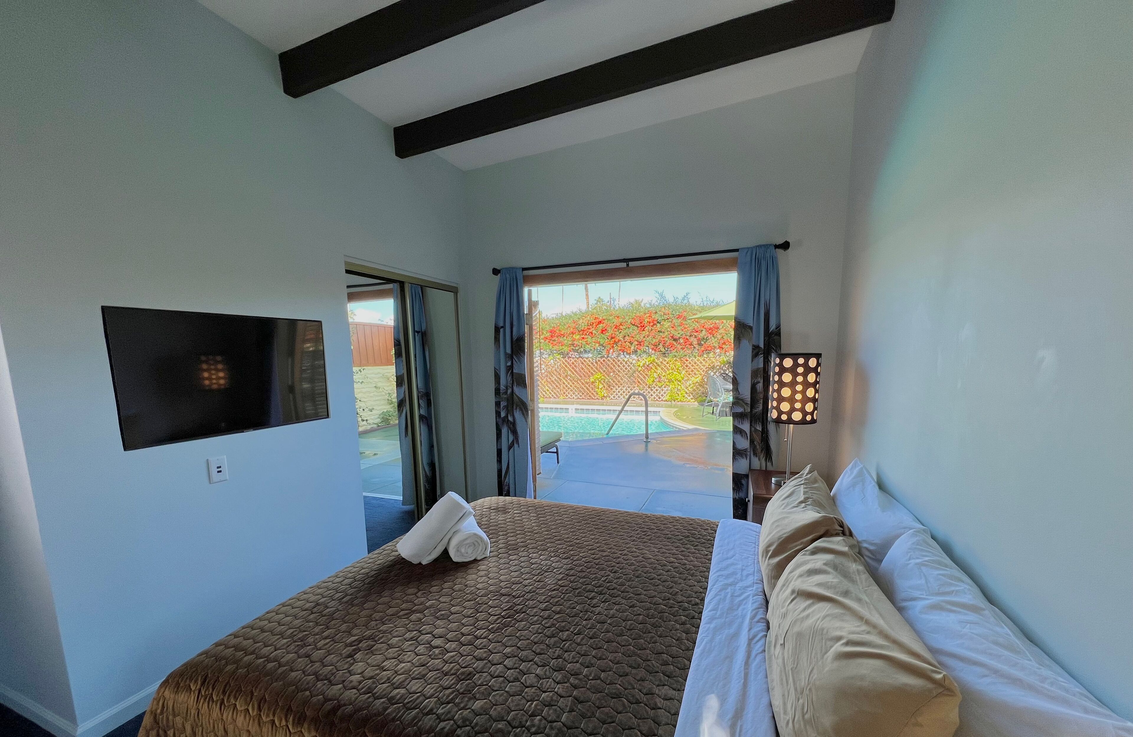 suite | in-room safe, individually decorated, iron/ironing board, free wifi