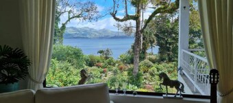 Villa Corazón Occidente - Lake Front private beach Lake Arenal