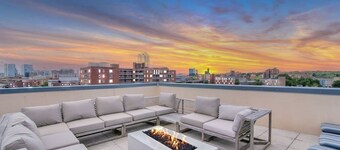 Chic 1 bed Apt + Rooftop & Gym - Downtown Stamford