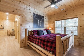 3 chambres, fer et planche à repasser, lit parapluie, Wi-Fi gratuit