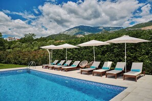 Outdoor pool, a heated pool - Captivating 4BD Villa with Outdoor Pool and Garden (Herceg - Novi)