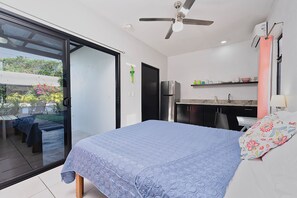 1 bedroom, desk, travel cot, free WiFi