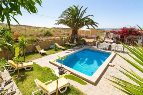 Living Lodge Portugal - King Size w/Private Shower