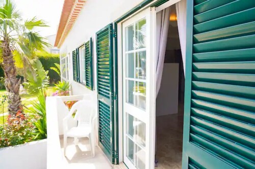 Living Lodge Portugal - King Size w/Private Shower