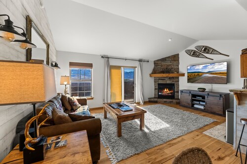Montana Adventure Living - Close to Yellowstone & Downtown Livingston