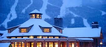 New luxury ski in ski out 4 bedroom at One At Spruce Peak