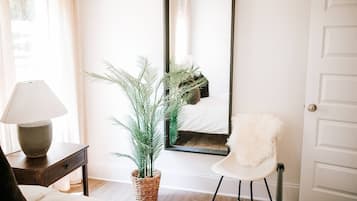 4 habitaciones, cuna de viaje, wifi gratis y ropa de cama