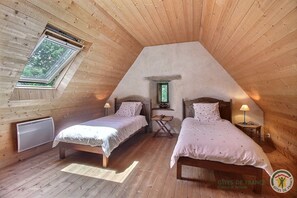 2 多间卧室、熨斗/熨衣板、床单